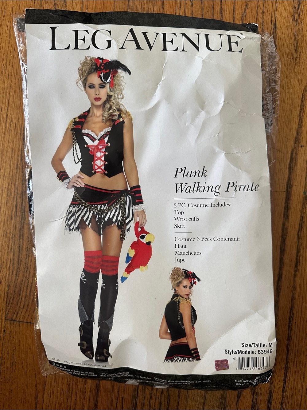 Leg Avenue women’s Halloween sexy costume Pirate Costume in Black, Red, White